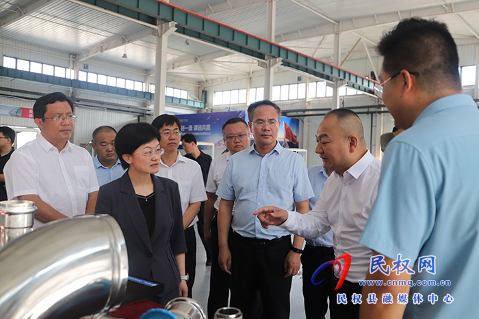 市委副书记、统战部部长王玉娟到民调研重点项目建设情况
